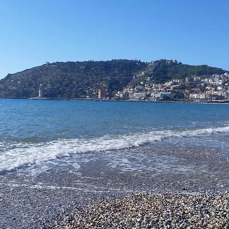 Hotel Astor Beach 3*